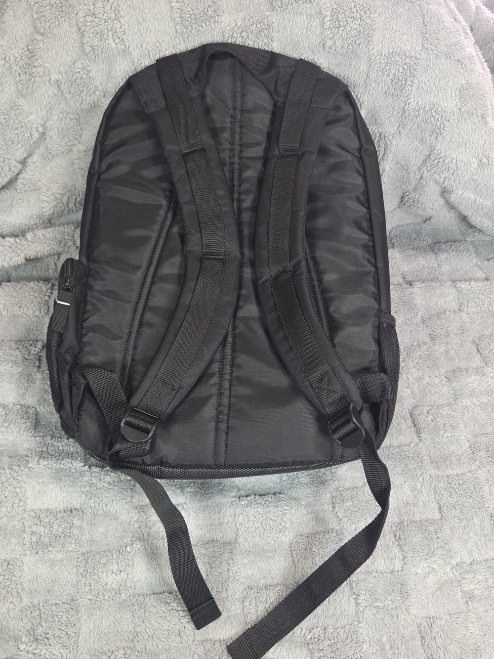 Targus Black Everyday Laptop Backpack - Picture 2 of 13